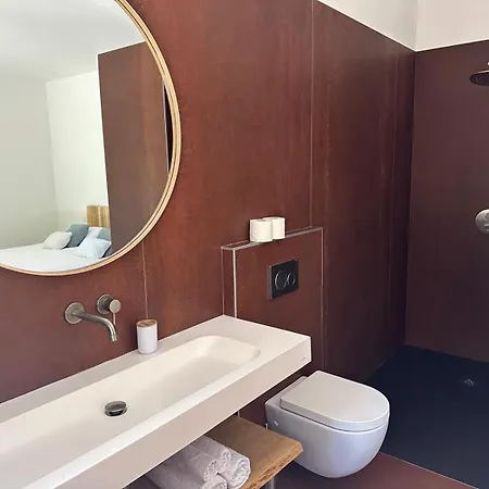 De Luxe Surplombant La Mer, Piscine Suspendue Pianottoli-Caldarello (Corsica)