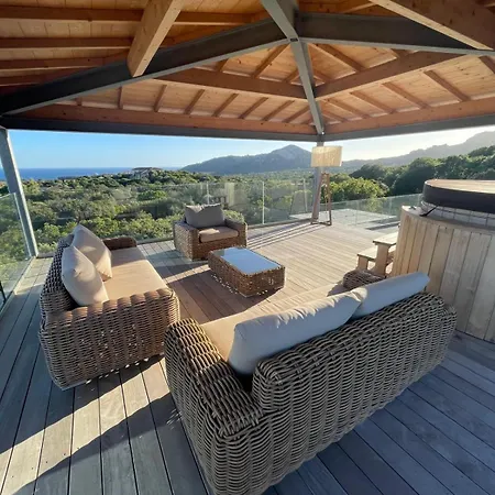 De Luxe Surplombant La Mer, Piscine Suspendue *