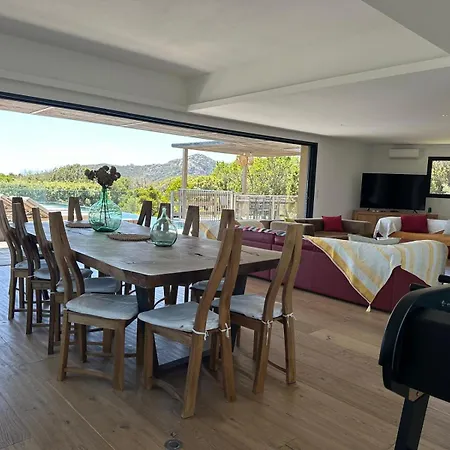 Villa De Luxe Surplombant La Mer, Piscine Suspendue Pianottoli-Caldarello (Corsica)