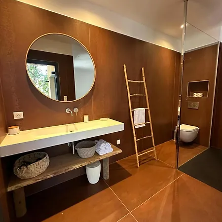 Villa De Luxe Surplombant La Mer, Piscine Suspendue Pianottoli-Caldarello (Corsica)