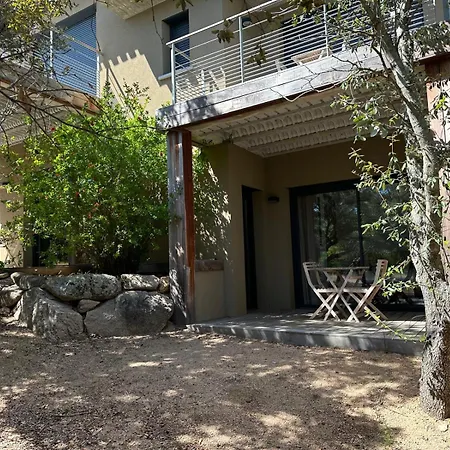 Villa De Luxe Surplombant La Mer, Piscine Suspendue